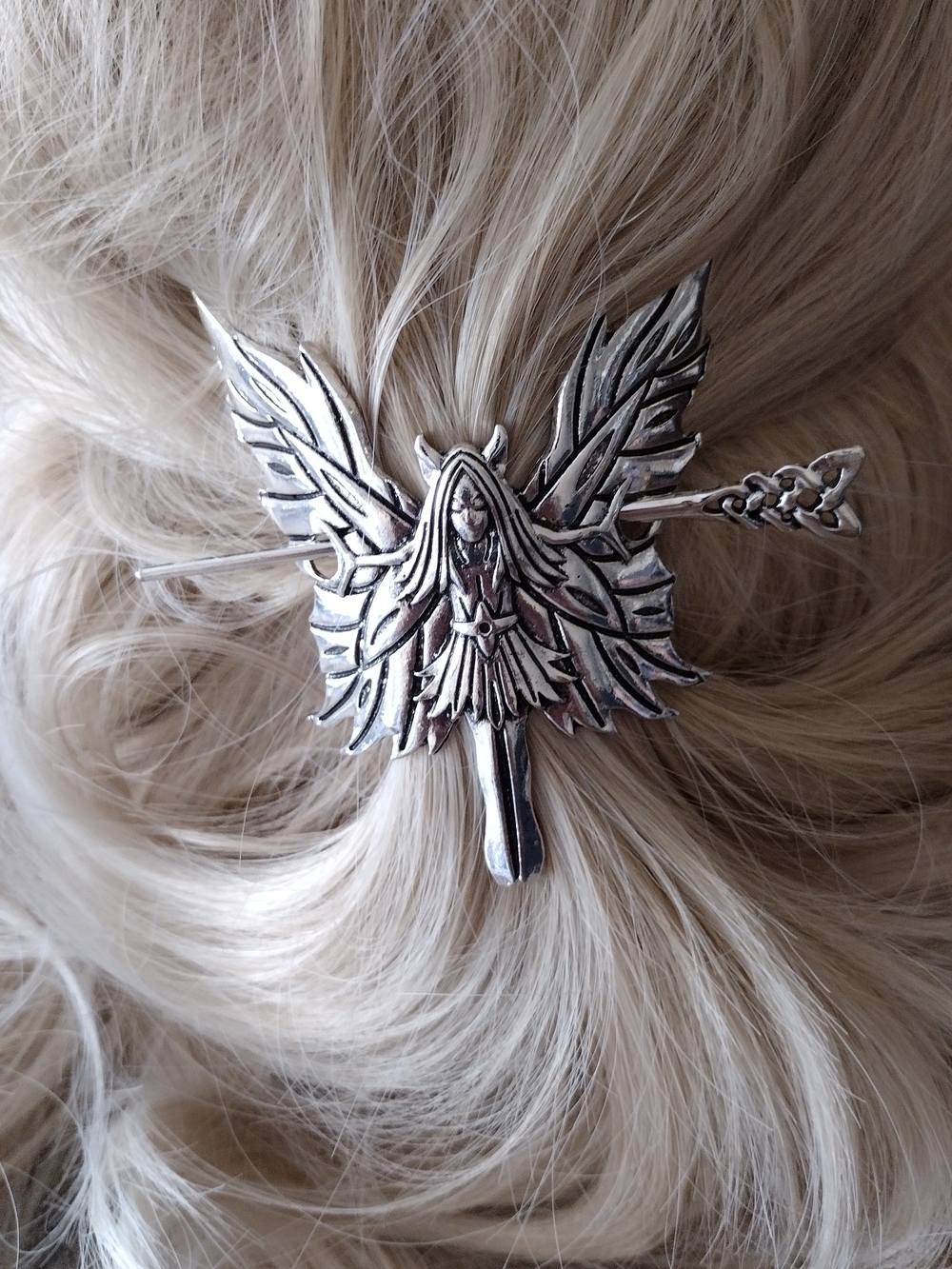 *NWOT* Silver Angel Wing Hair Hair Pin- Women's Accessory
